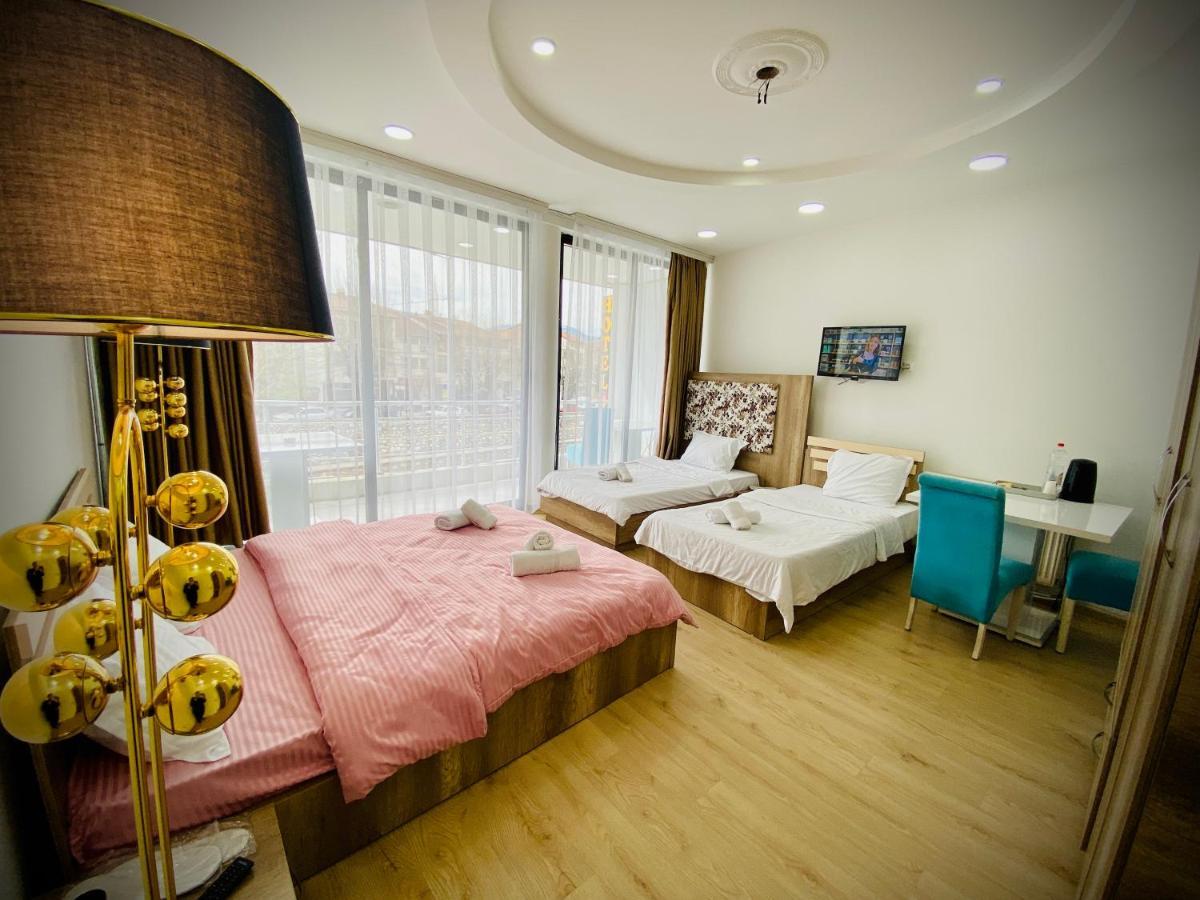 Hotel Perla Prizren Extérieur photo